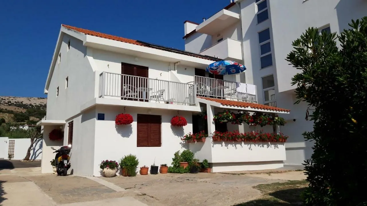 Apartments Magdalena Pag Town Croazia