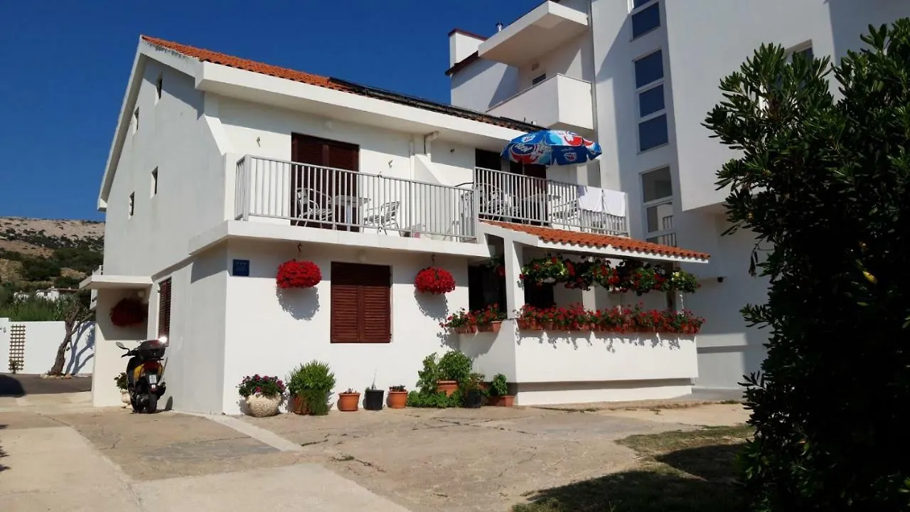 Apartments Magdalena Pag Island